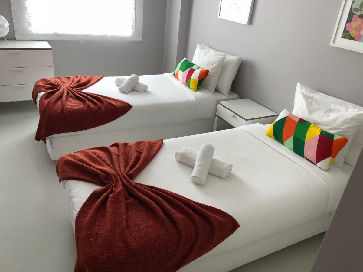 Gamboa Surf Apartment Peniche Esterno foto