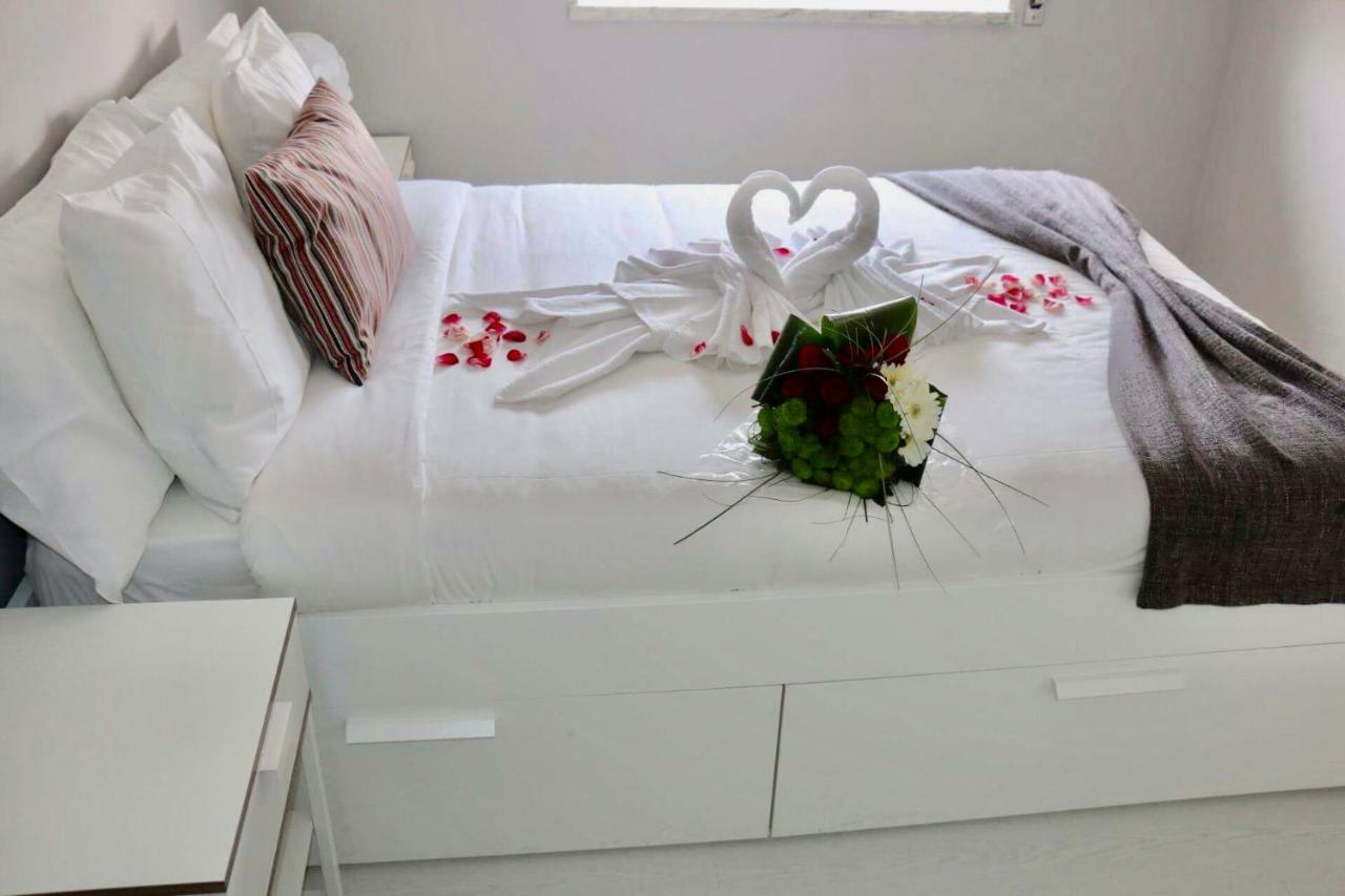 Gamboa Surf Apartment Peniche Esterno foto